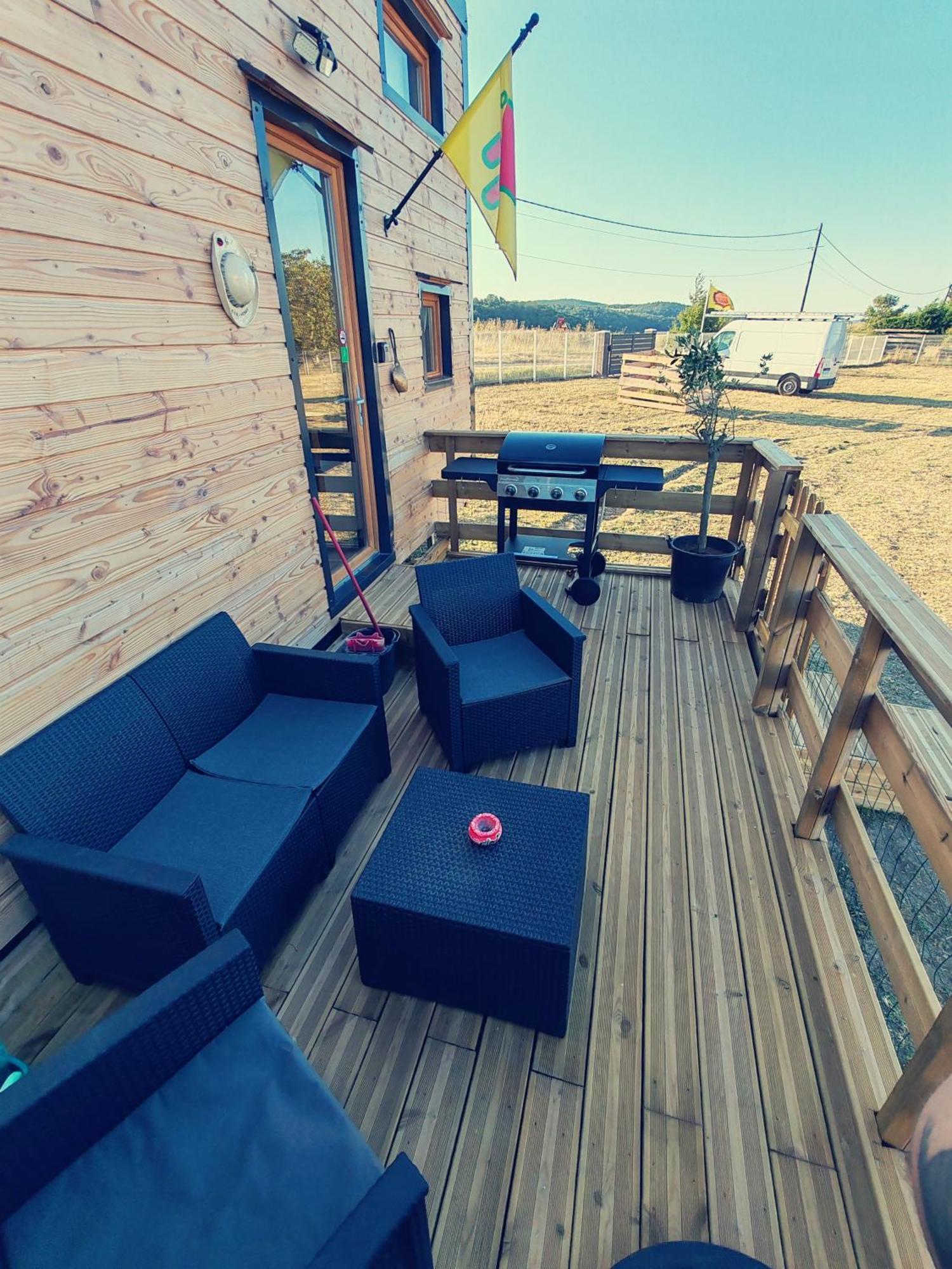 Tiny House Des Bougnats Villa Teilhede Exterior photo
